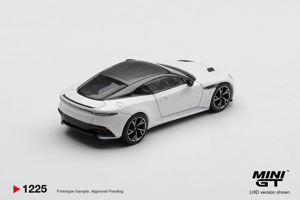 2024 Aston Martin Dbs Stratus, White – afbeelding 3