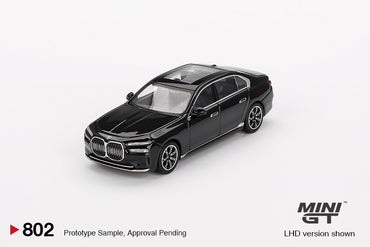 BMW i7 xDrive60 Black Sapphire