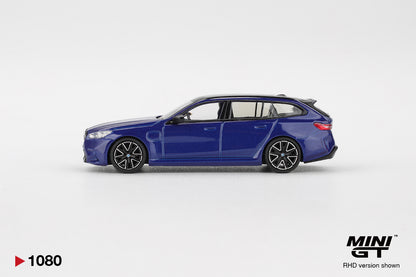 BMW M5 Touring Marina Bay Blue Metallic