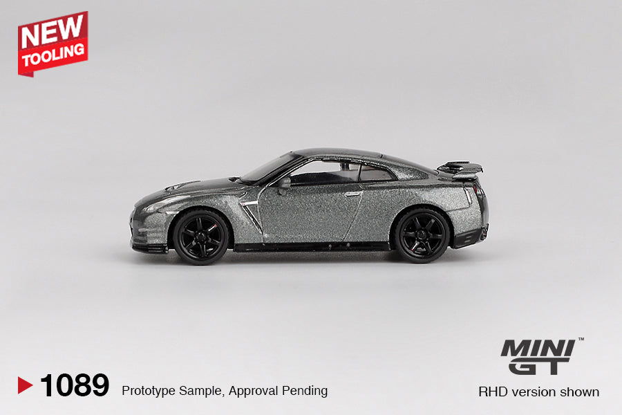 NISSAN GT-R 2013 Dark Metal Gray