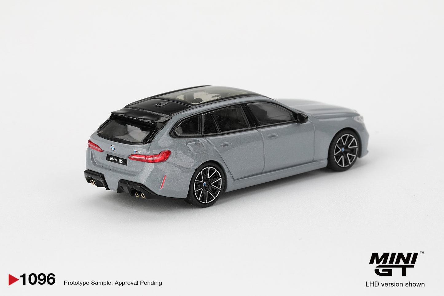 BMW M5 Touring Brooklyn Grey Metallic