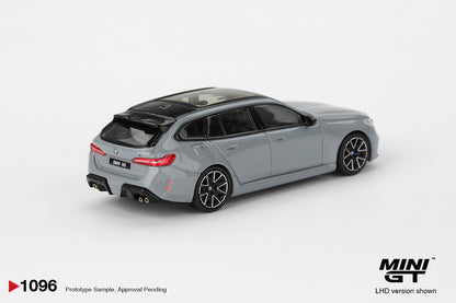 BMW M5 Touring Brooklyn Grey Metallic