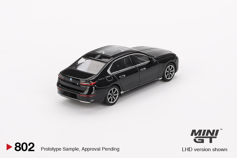 BMW i7 xDrive60 Black Sapphire