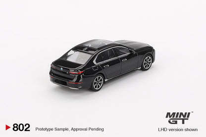BMW i7 xDrive60 Black Sapphire