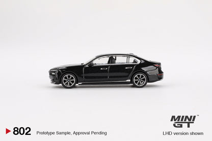 BMW i7 xDrive60 Black Sapphire